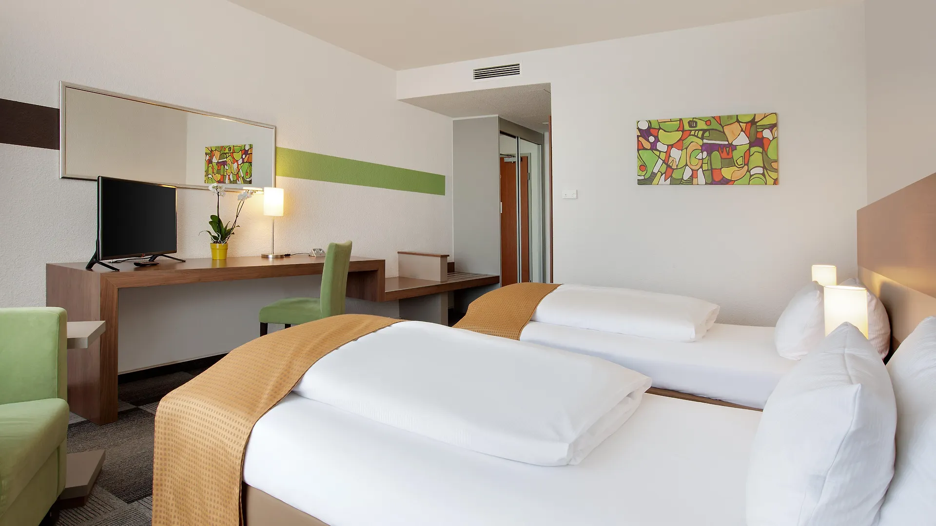 Holiday Inn Berlin City-East Landsberger Allee, An Ihg Hotel